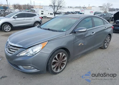 2013 Hyundai Sonata Limited 2.0T z USA, uszkodzony, nr VIN 5NPEC4AB0DH592917